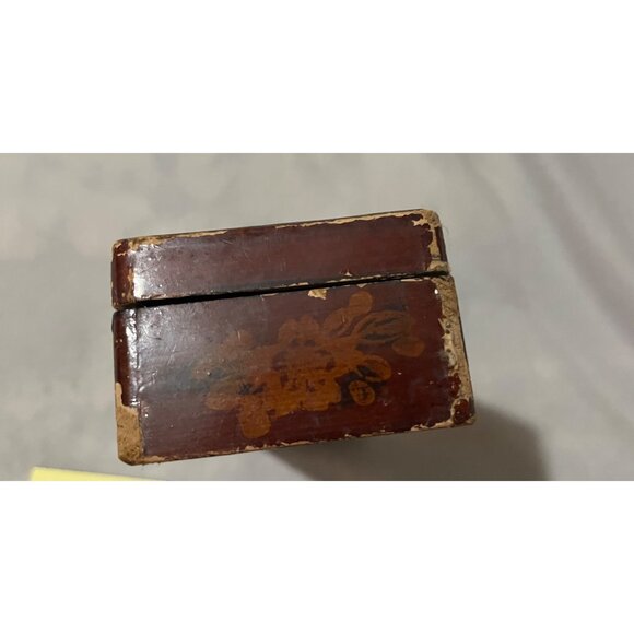 OLD ANTIQUE CHINESE HAND PAINTED WOOD BOX HAND MADE HINGES & TACKS 1800's - Picture 5 of 11